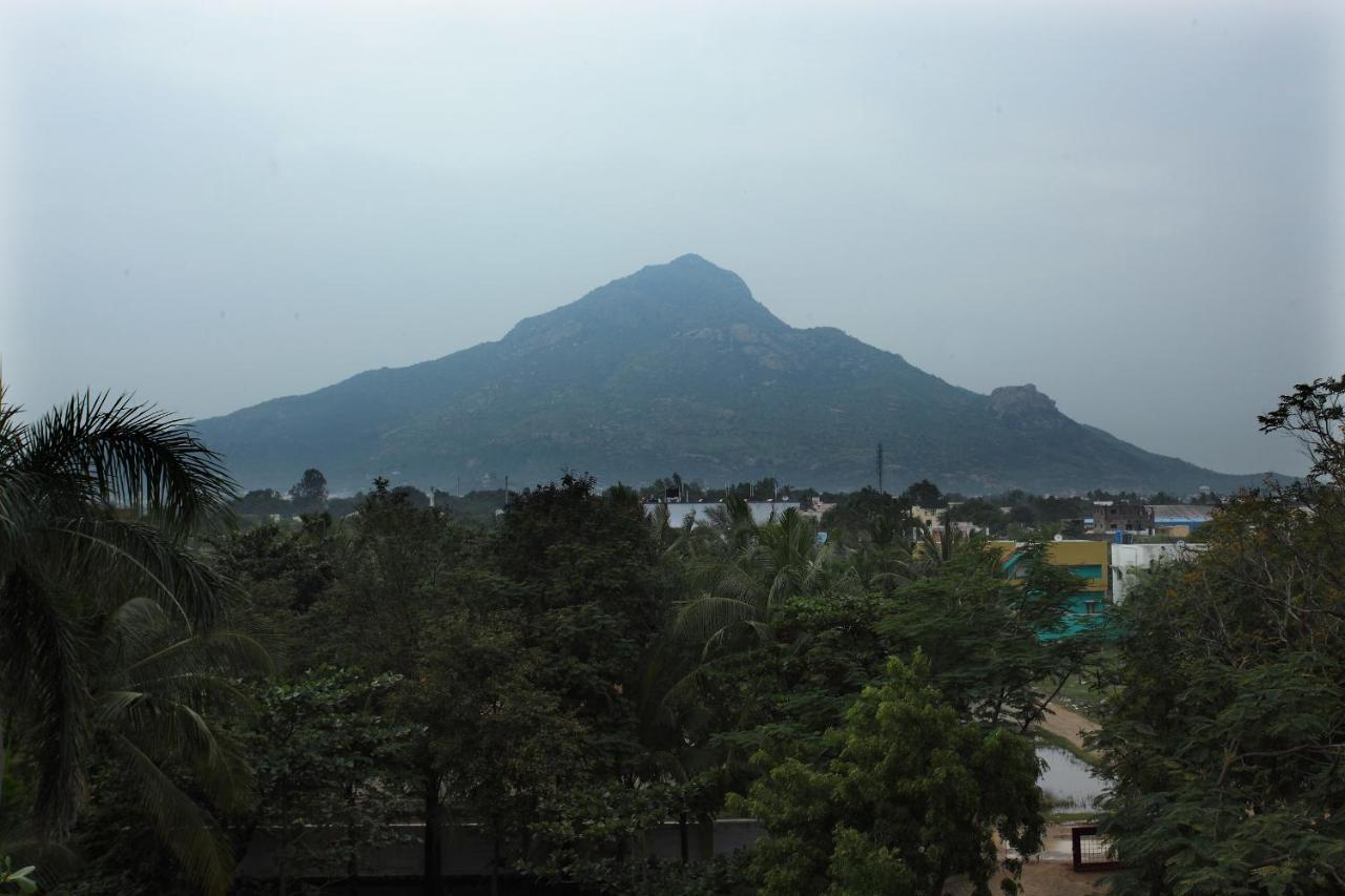 Hotel Siva Sakthi Tiruvannāmalai Екстериор снимка