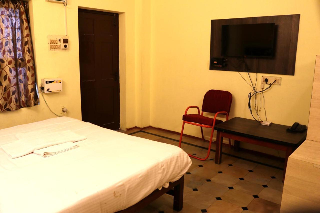 Hotel Siva Sakthi Tiruvannāmalai Екстериор снимка