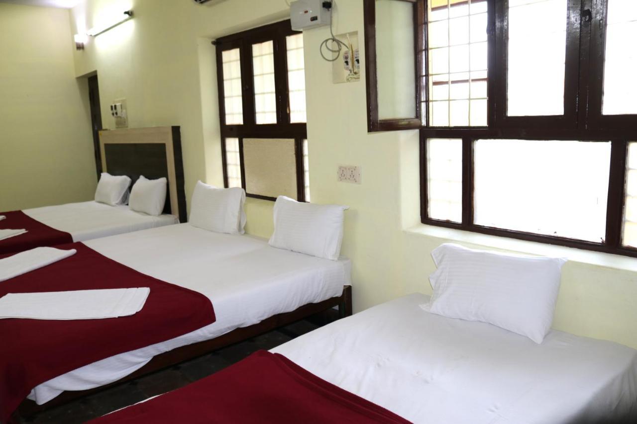 Hotel Siva Sakthi Tiruvannāmalai Екстериор снимка