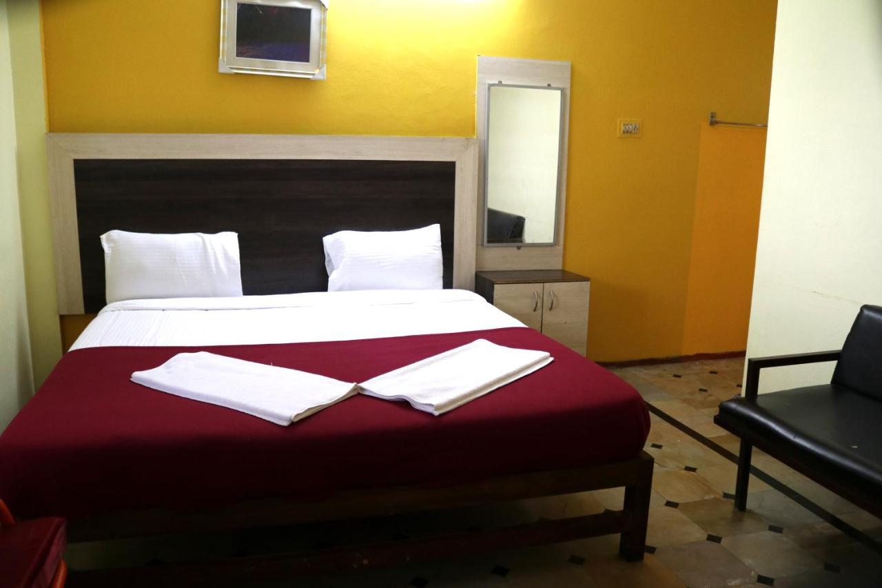 Hotel Siva Sakthi Tiruvannāmalai Екстериор снимка