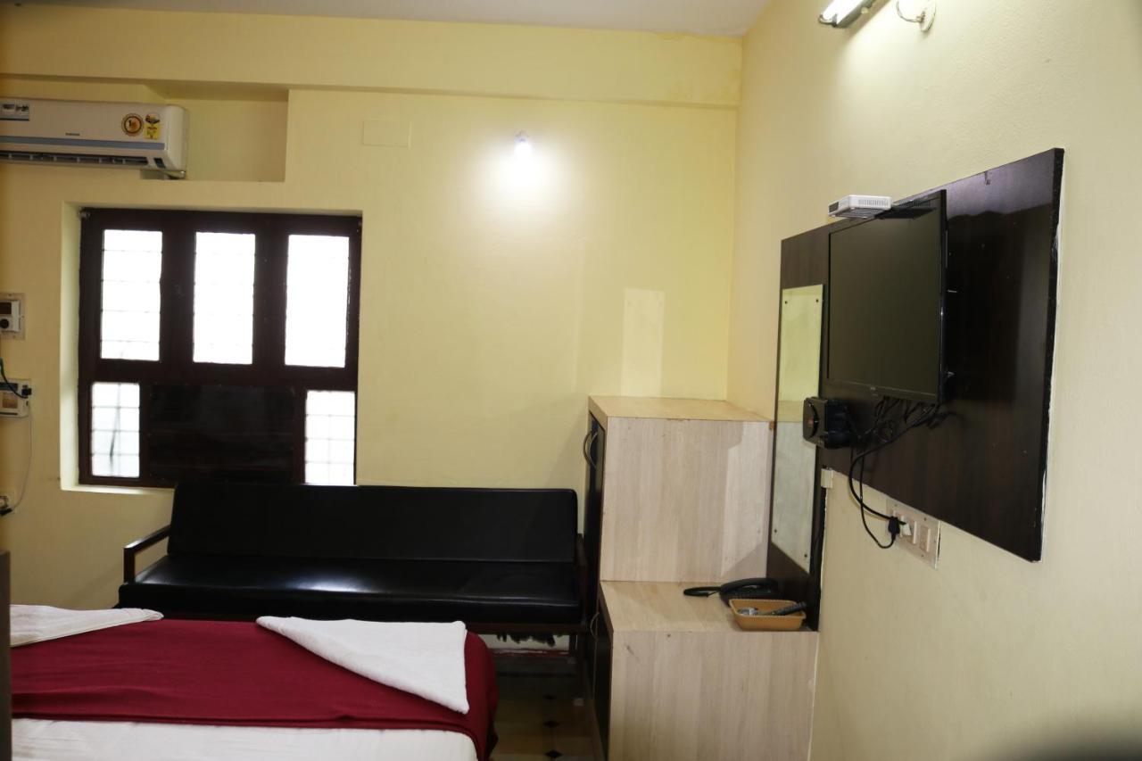 Hotel Siva Sakthi Tiruvannāmalai Екстериор снимка