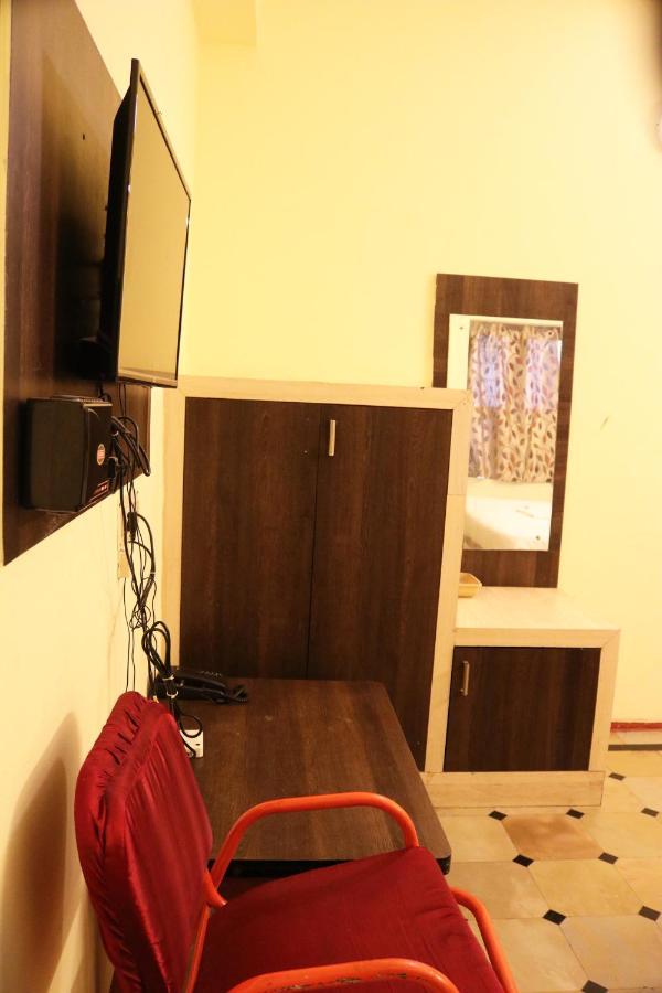 Hotel Siva Sakthi Tiruvannāmalai Екстериор снимка