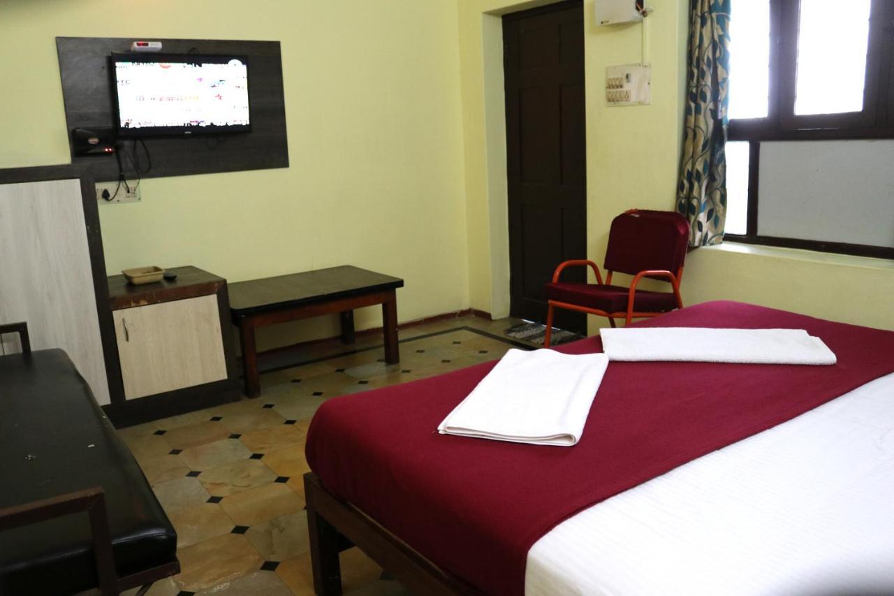Hotel Siva Sakthi Tiruvannāmalai Екстериор снимка